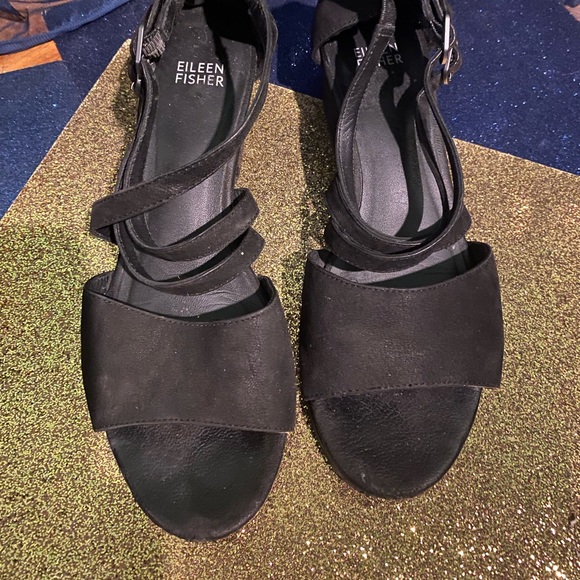 EILEEN FISHER SUEDE LEATHER STRAPPY EDGY CLASSIC BLOCK HEEL Sandals GORG - Picture 8 of 15